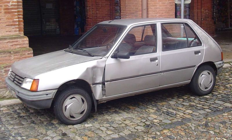 Peugeot 205