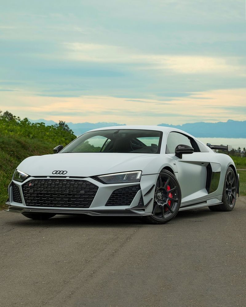 Audi R8