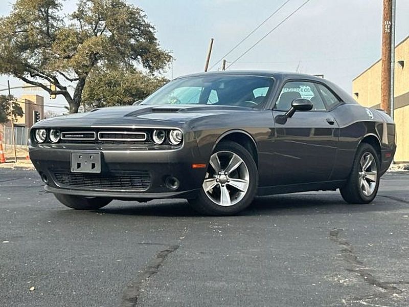 Dodge Challenger SXT