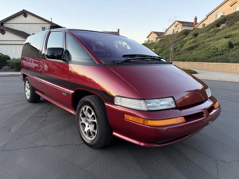 Oldsmobile Silhouette