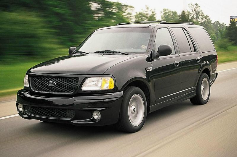 Ford Expedition (Early 2000s)