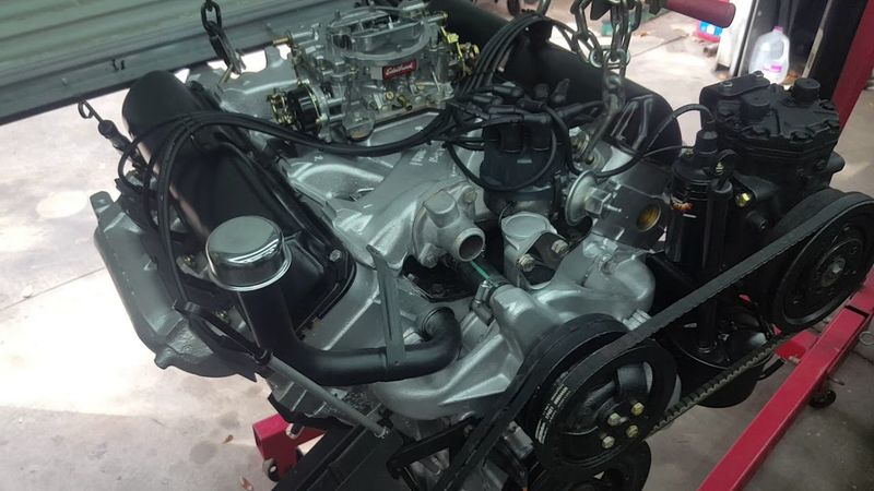 Lincoln 430 MEL V8