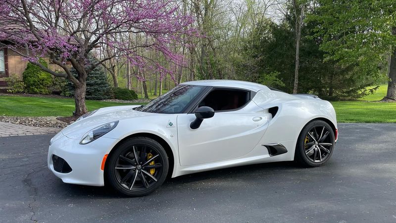 Alfa Romeo 4C