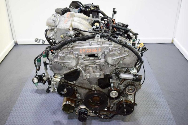 Nissan 3.5L VQ35DE (with CVT)
