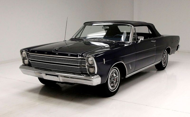 Ford Galaxie 500