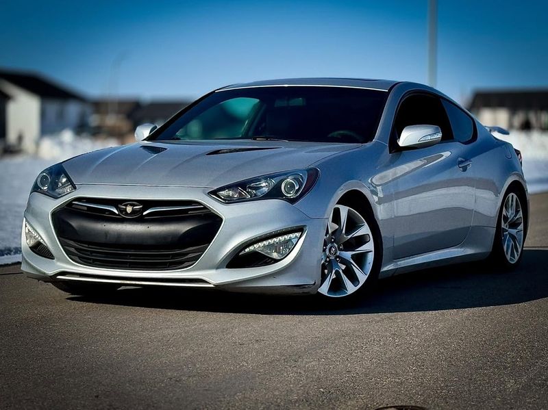 Hyundai Genesis Coupe 3.8