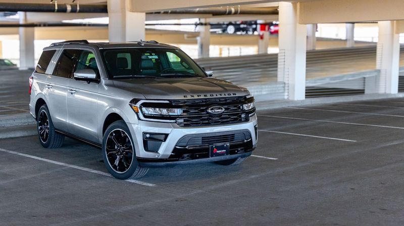 Ford Expedition (Latest Generation)