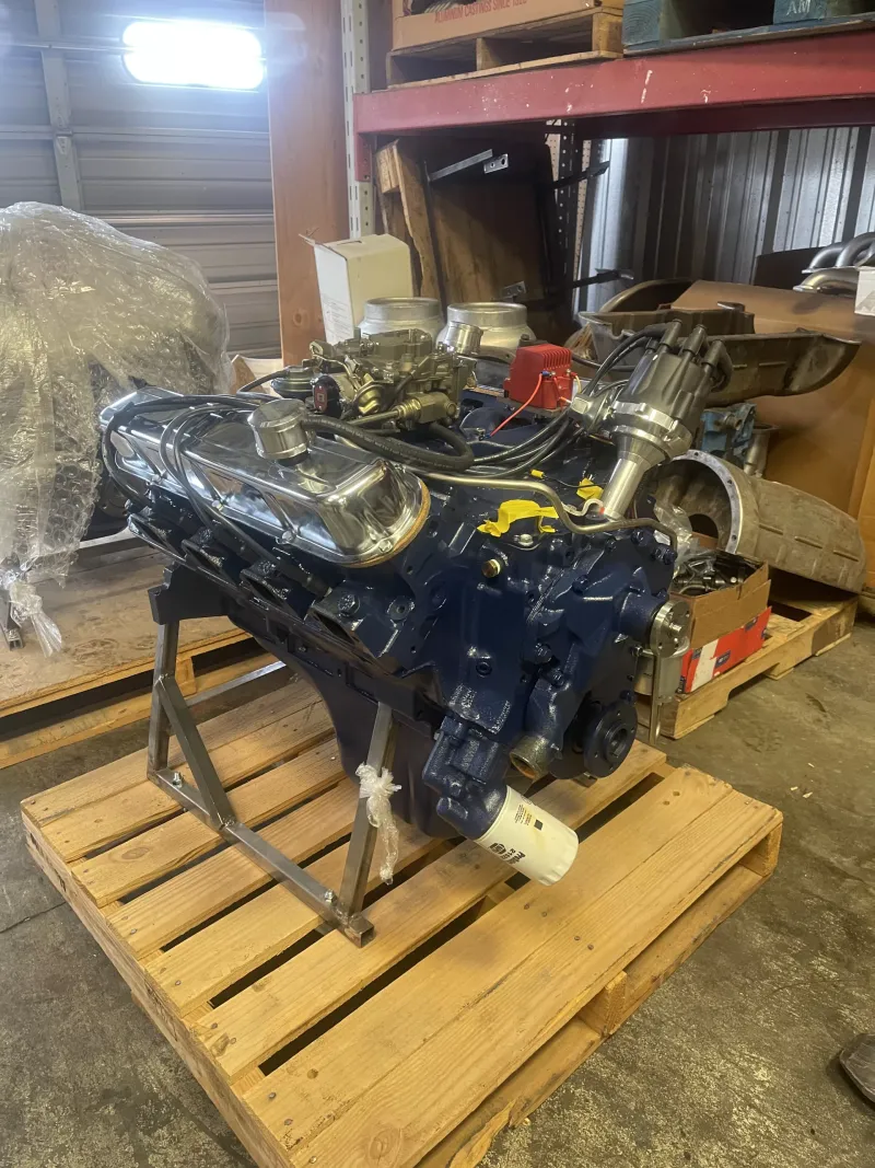 Cadillac 472 V8