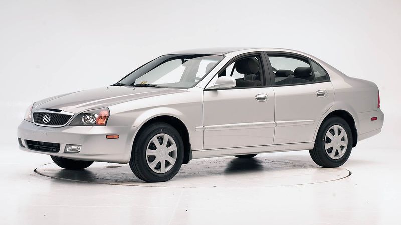 Suzuki Verona