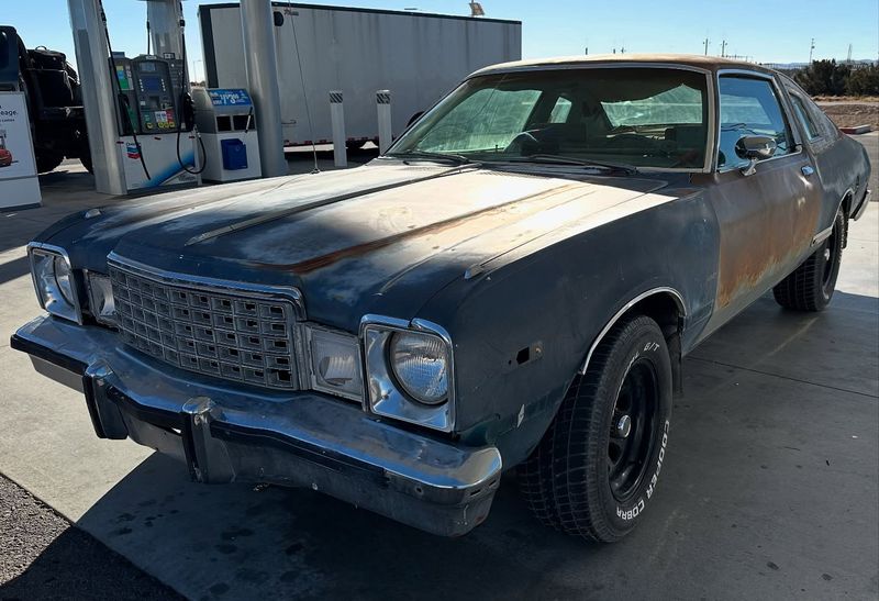 Plymouth Volaré